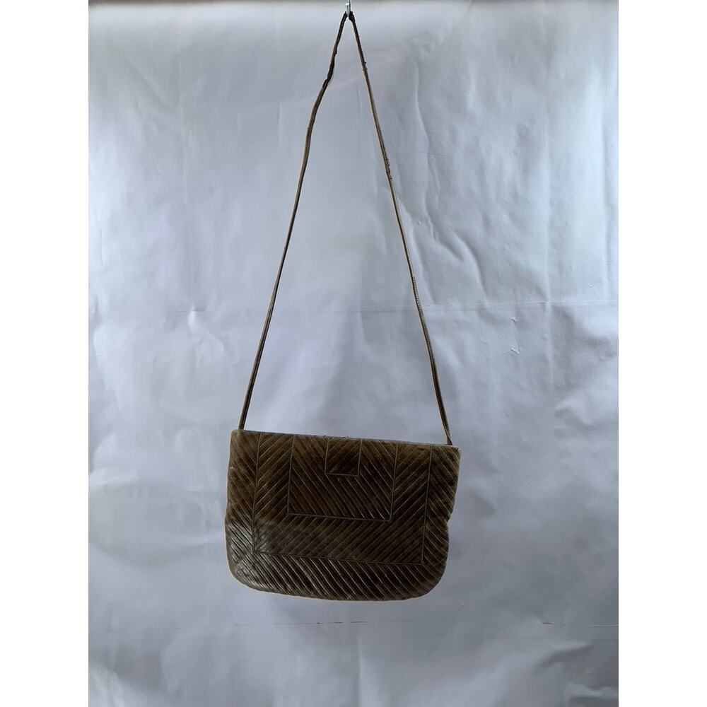 REVA Women's Brown Ribbed Faux Leather Round Cross Body Bag